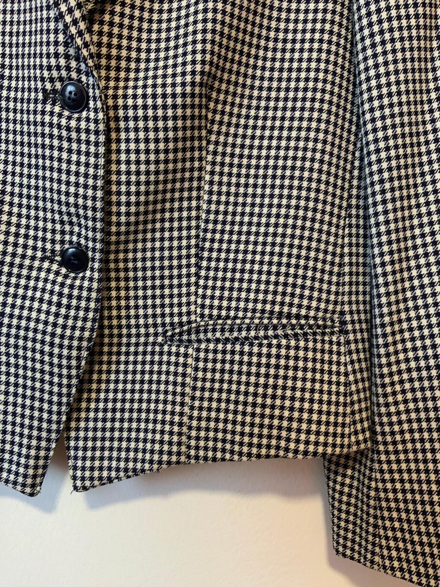 Veste blazer court forme pointue à carreaux pieds de poule Vintage France