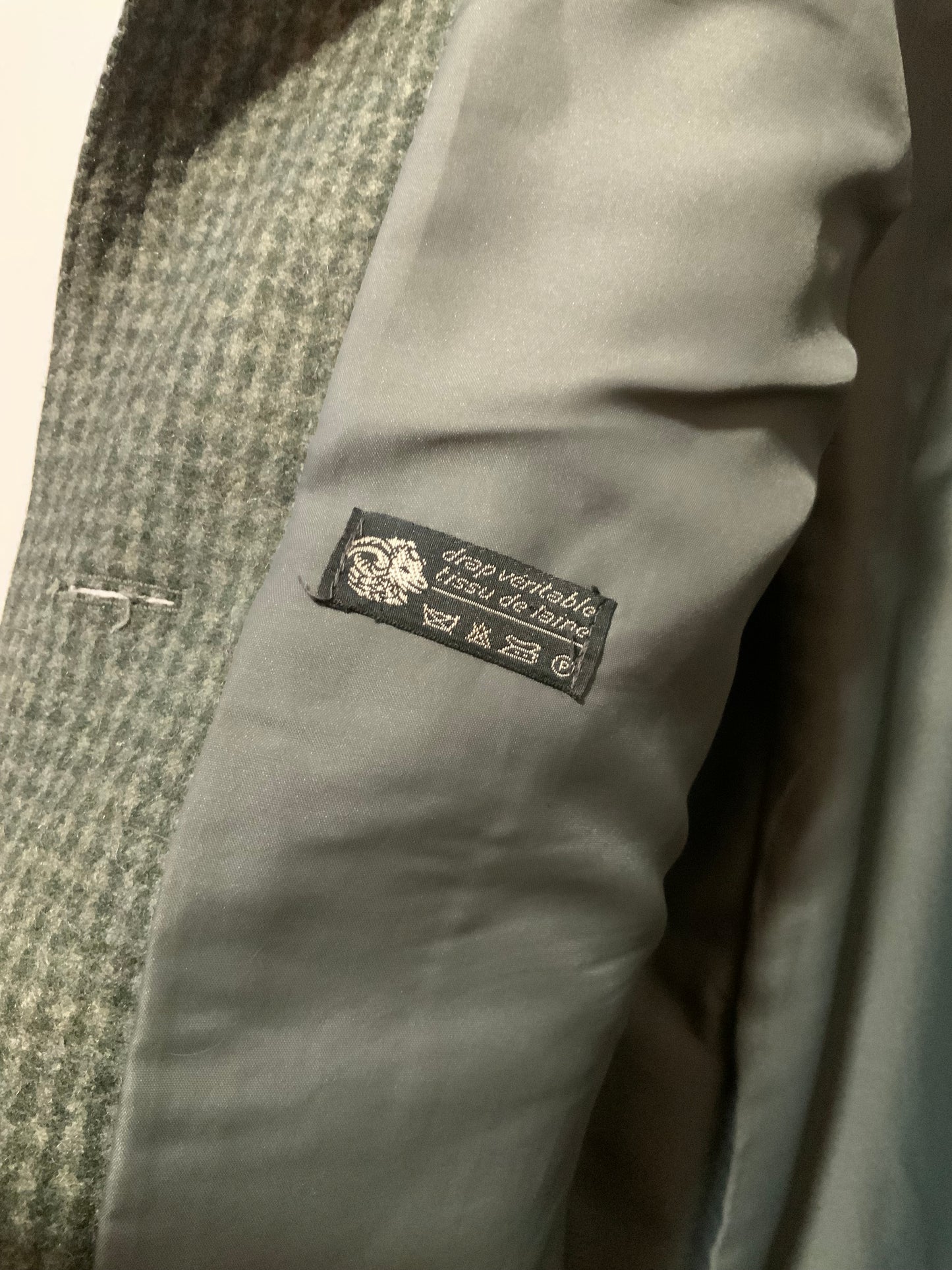 Superbe et grand manteau Laine à carreaux Vert Vintage France Col Fourrure synthétique