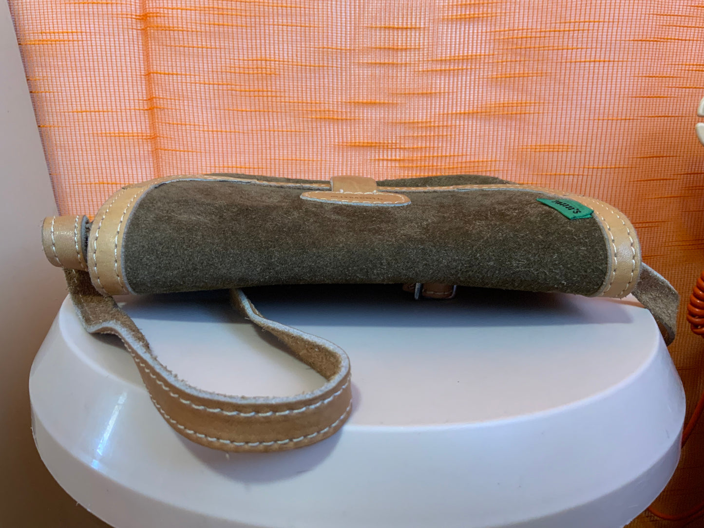 Sac à main Bandoulière Le Tann’s Daim Kaki Iconique 1980