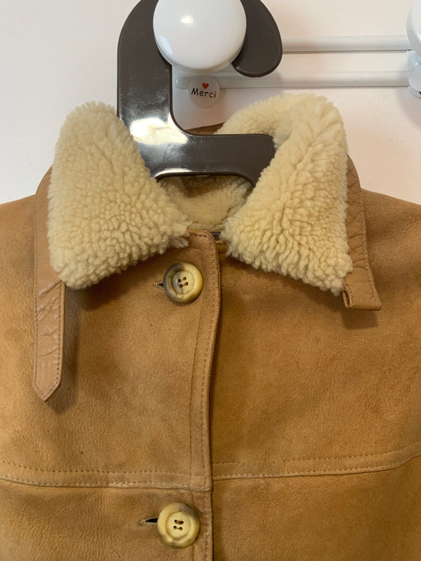 Superbe peau lainée peau retournée cuir daim beige Vintage