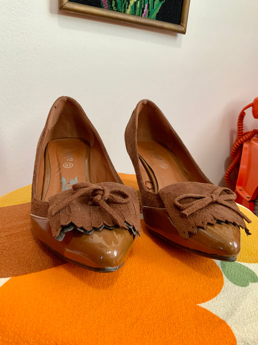 Chaussures à talons cuir vernis et franges daim Vintage 1990