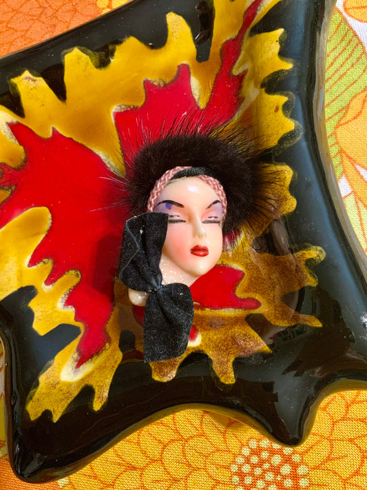 Broche Femme et Fourrure Vintage Années 60