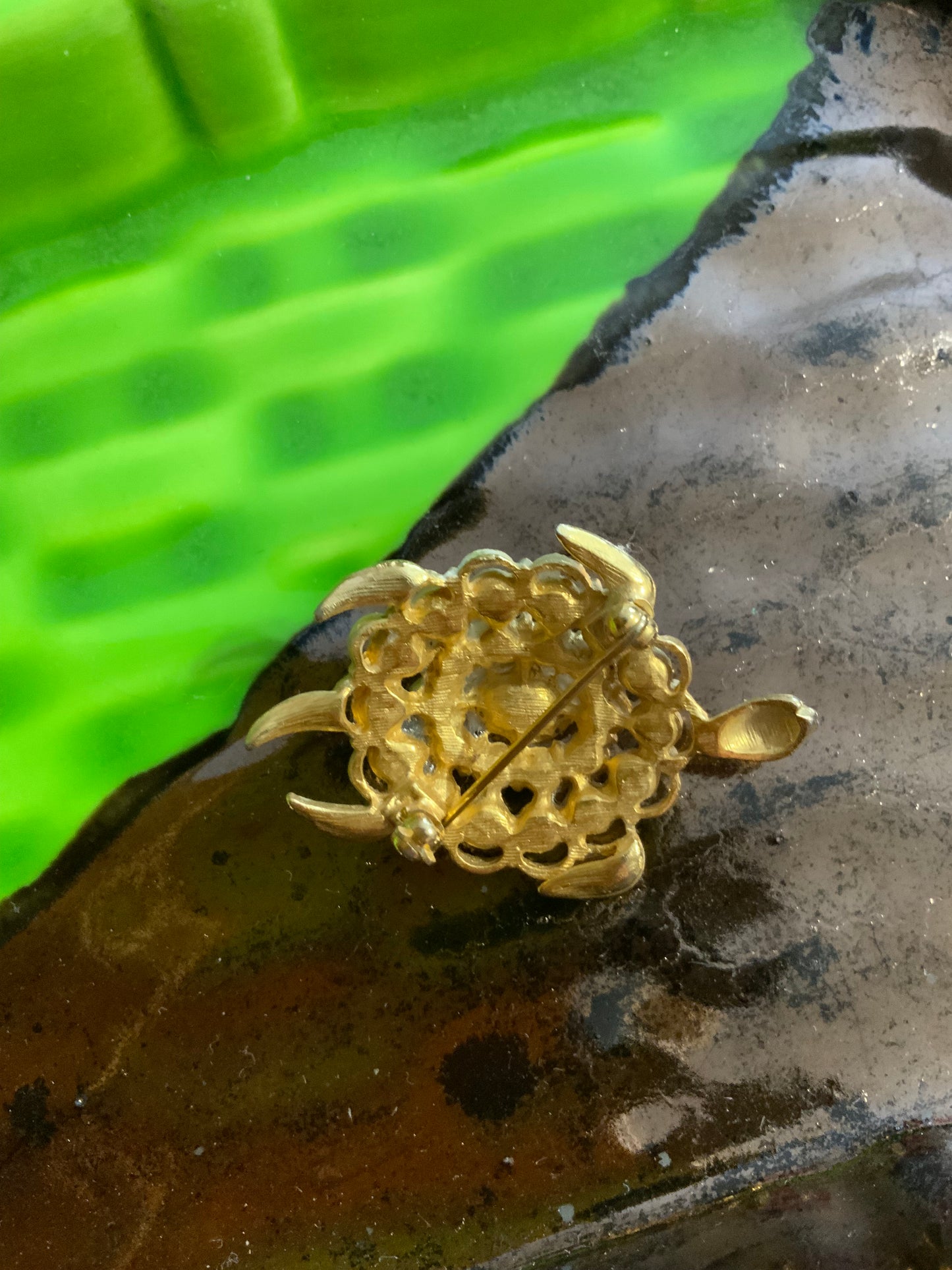 Broche ancienne Vintage Tortue avec pierres