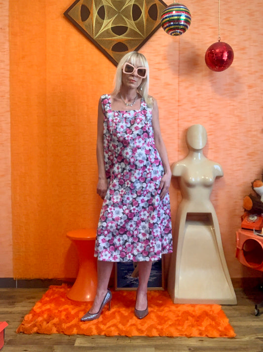 Robe à Fleurs Rose Vintage France Élégance