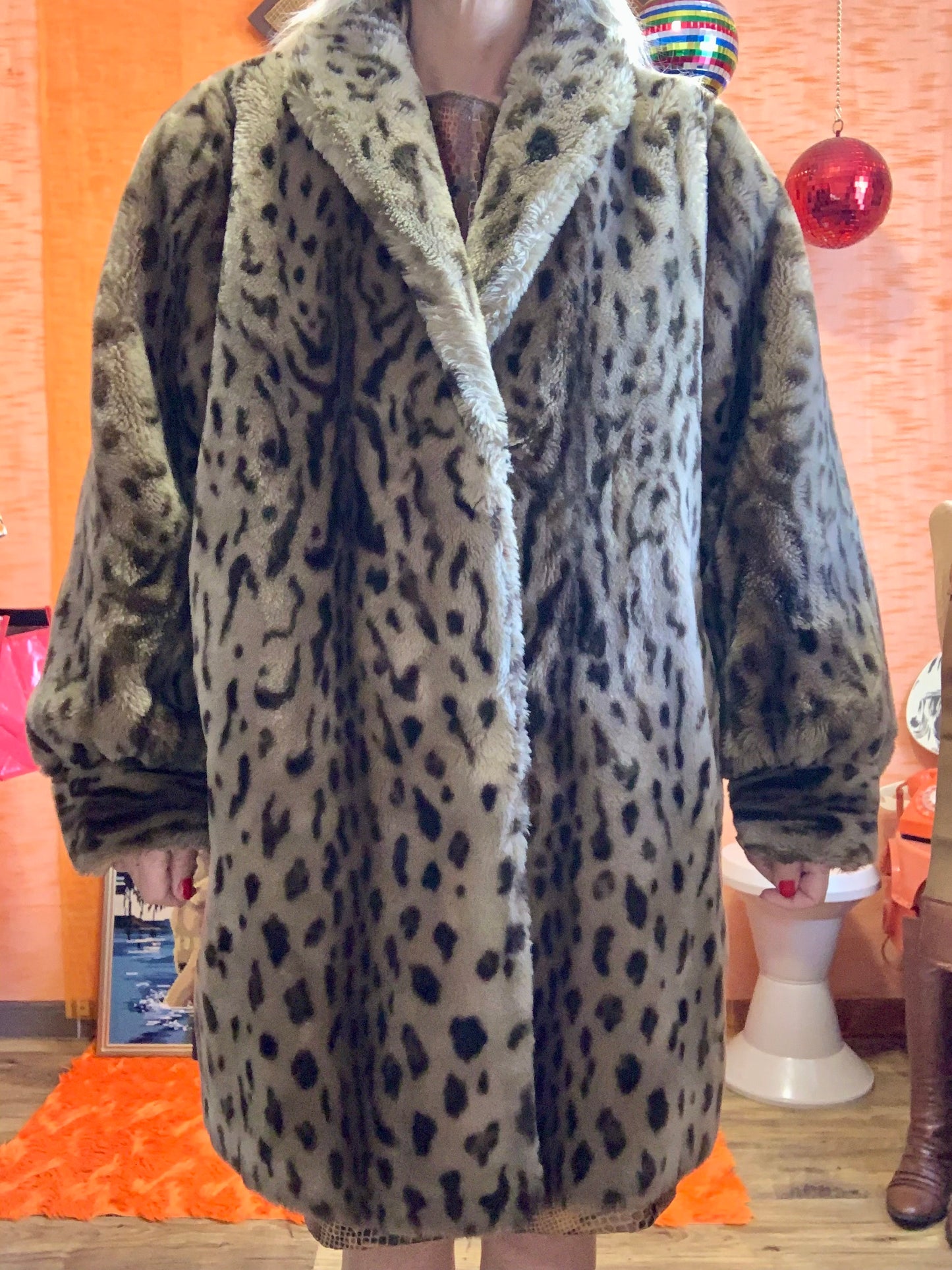 Superbe manteau fausse fourrure Léopard Vintage 1980