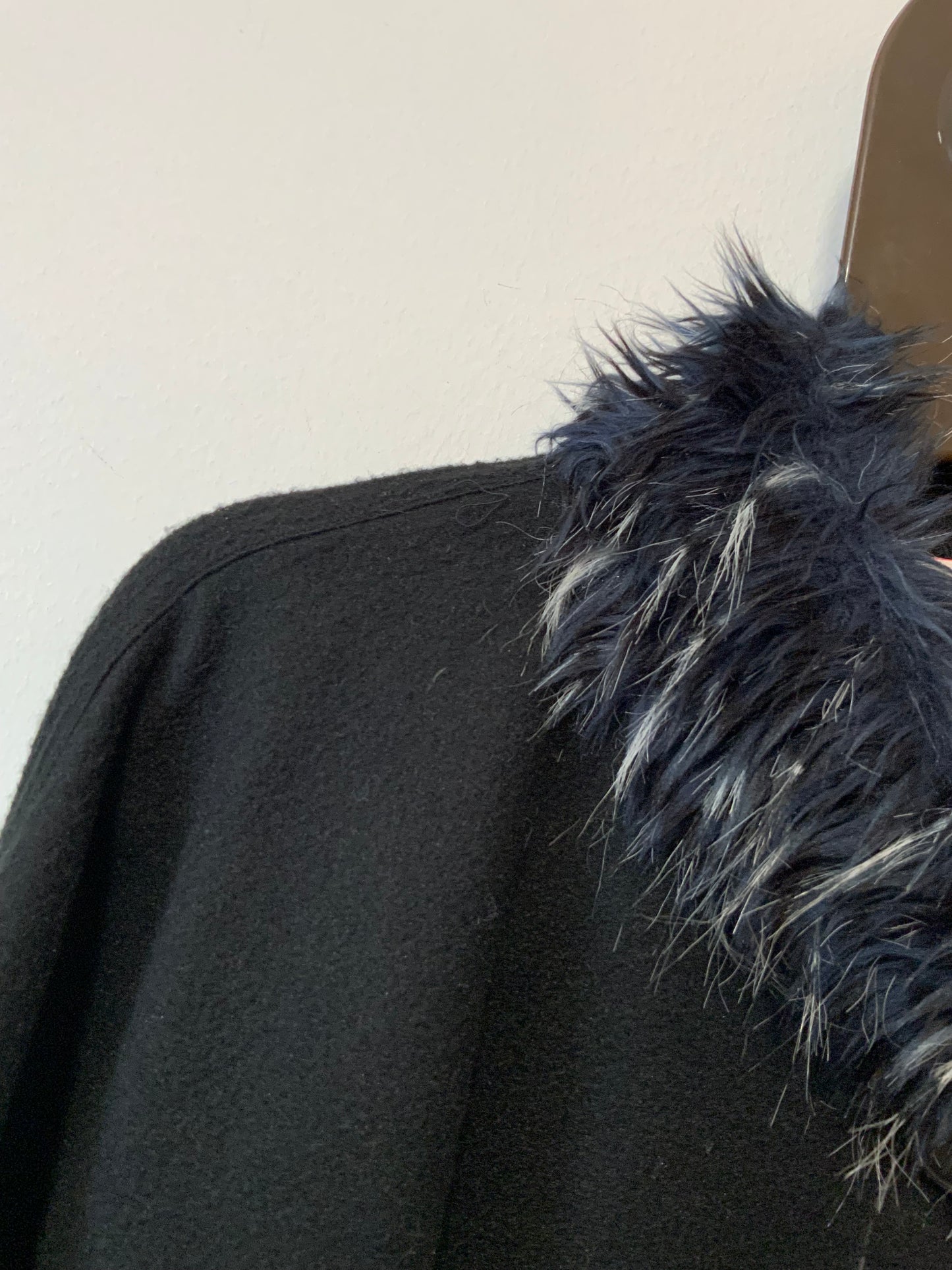Superbe cape avec col fourrure synthétique Vintage 1980/90