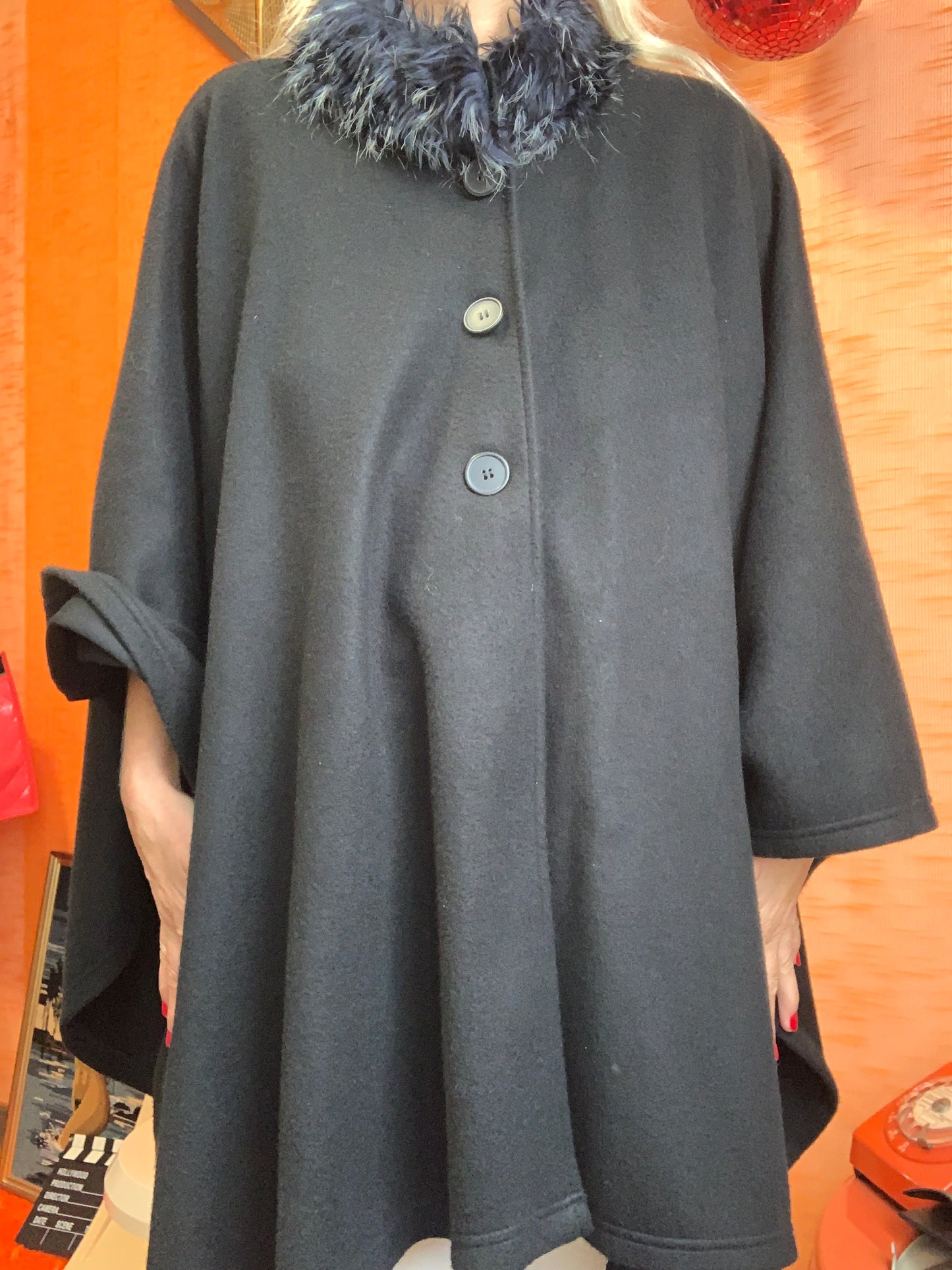 Superbe cape avec col fourrure synthétique Vintage 1980/90