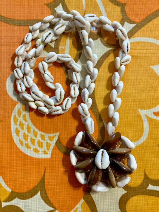 Collier Coquillages Vintage Authentique