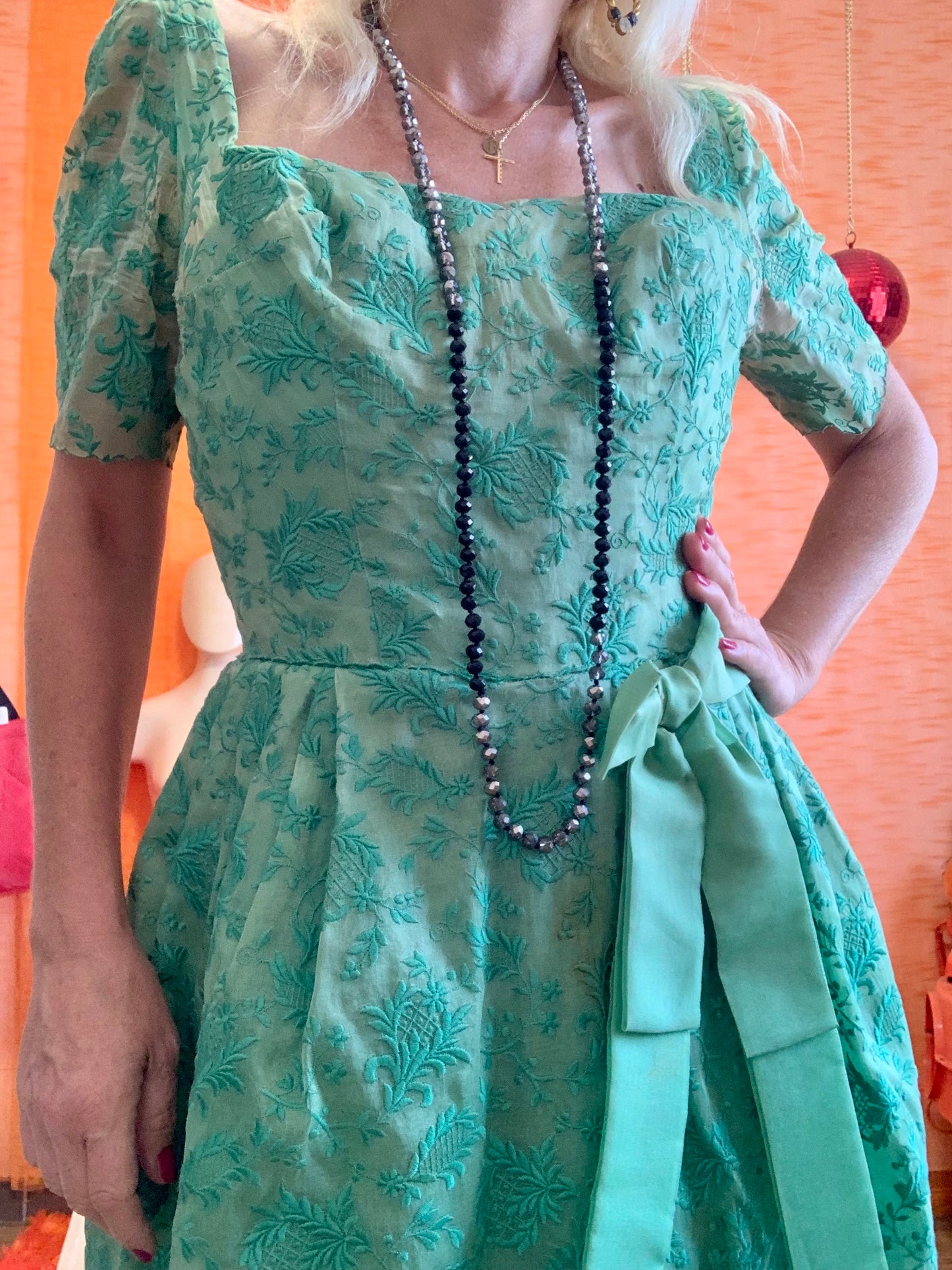 Robe Haute Couture Allemagne Schiesser Pièce de musée environ 1960 Fleurs
