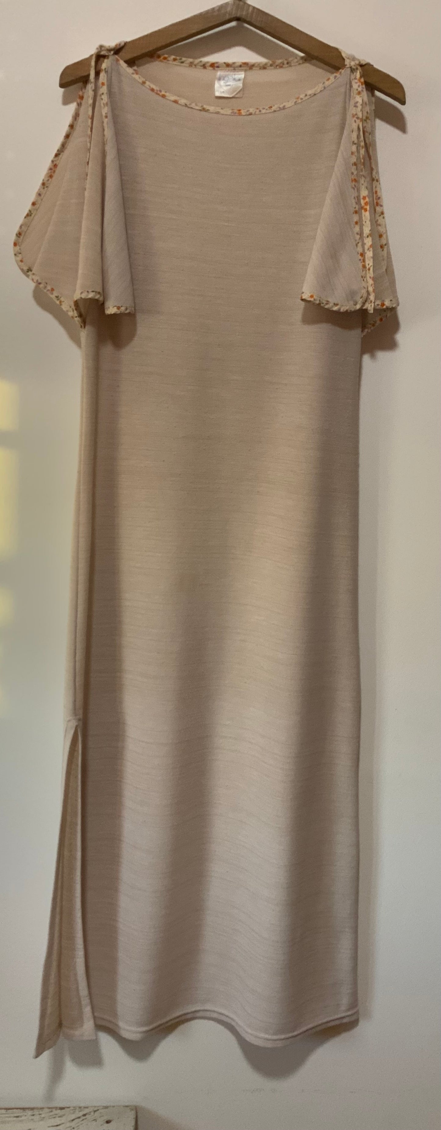Robe longue légère Manches papillons Bohème Vintage Fleurs France