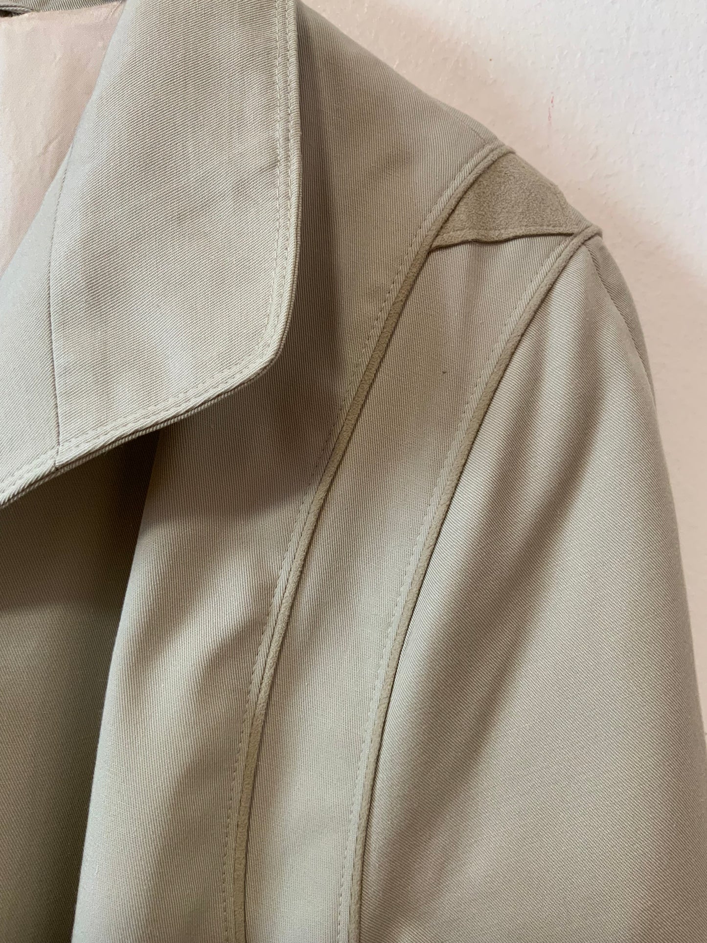 Trench ceinturé 1980/1990 Vintage Chic empiècements daim