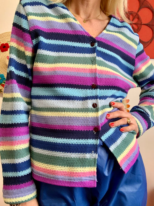 Gilet A rayures Multicouleurs en petites mailles crochets Vintage 1970