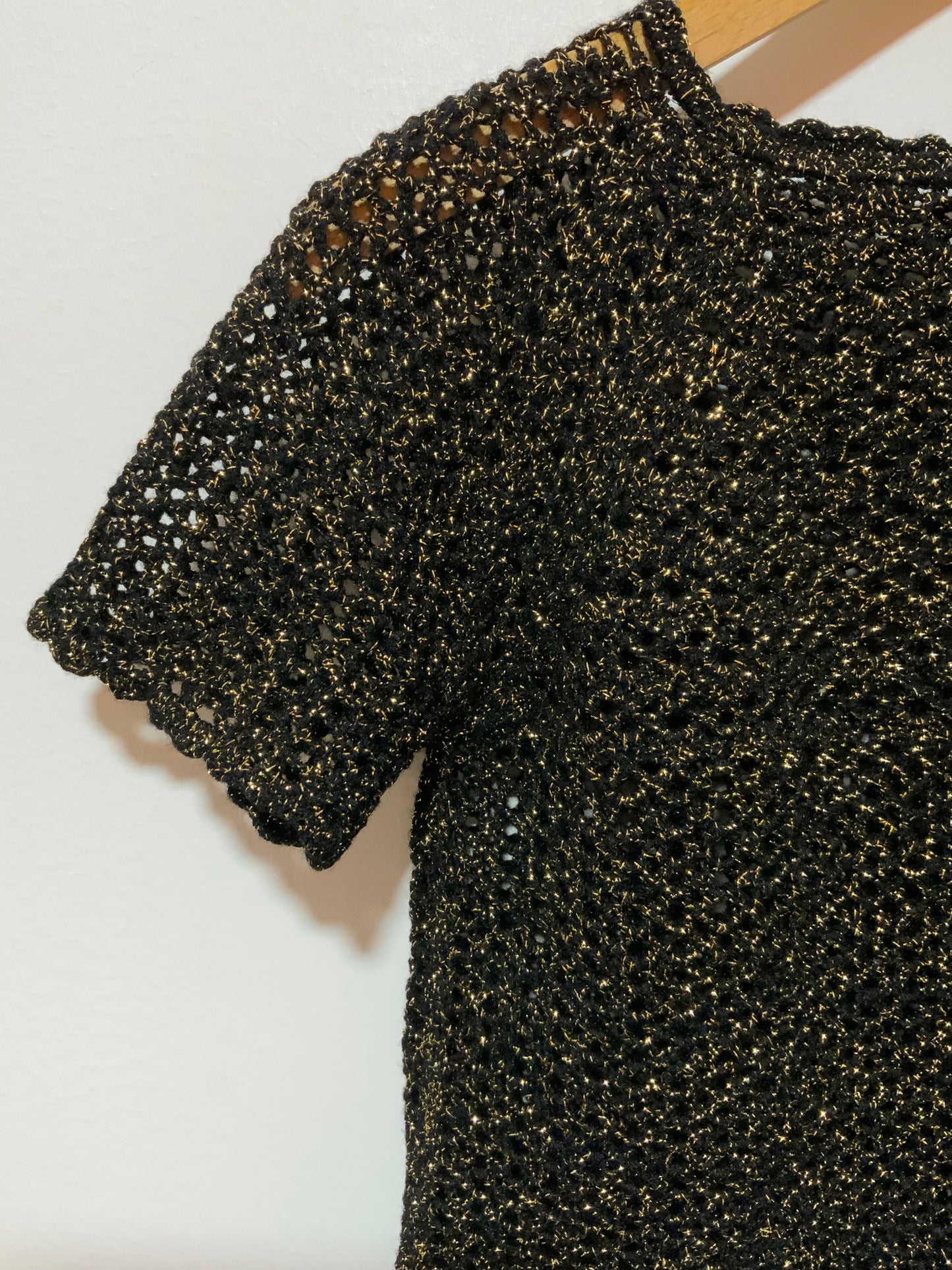Pull Ajouré tricot crochet Noir Doré Vintage 1980