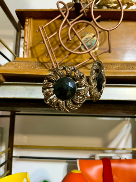 Boucles d’oreilles forme fleur et pierre Vintage 1980