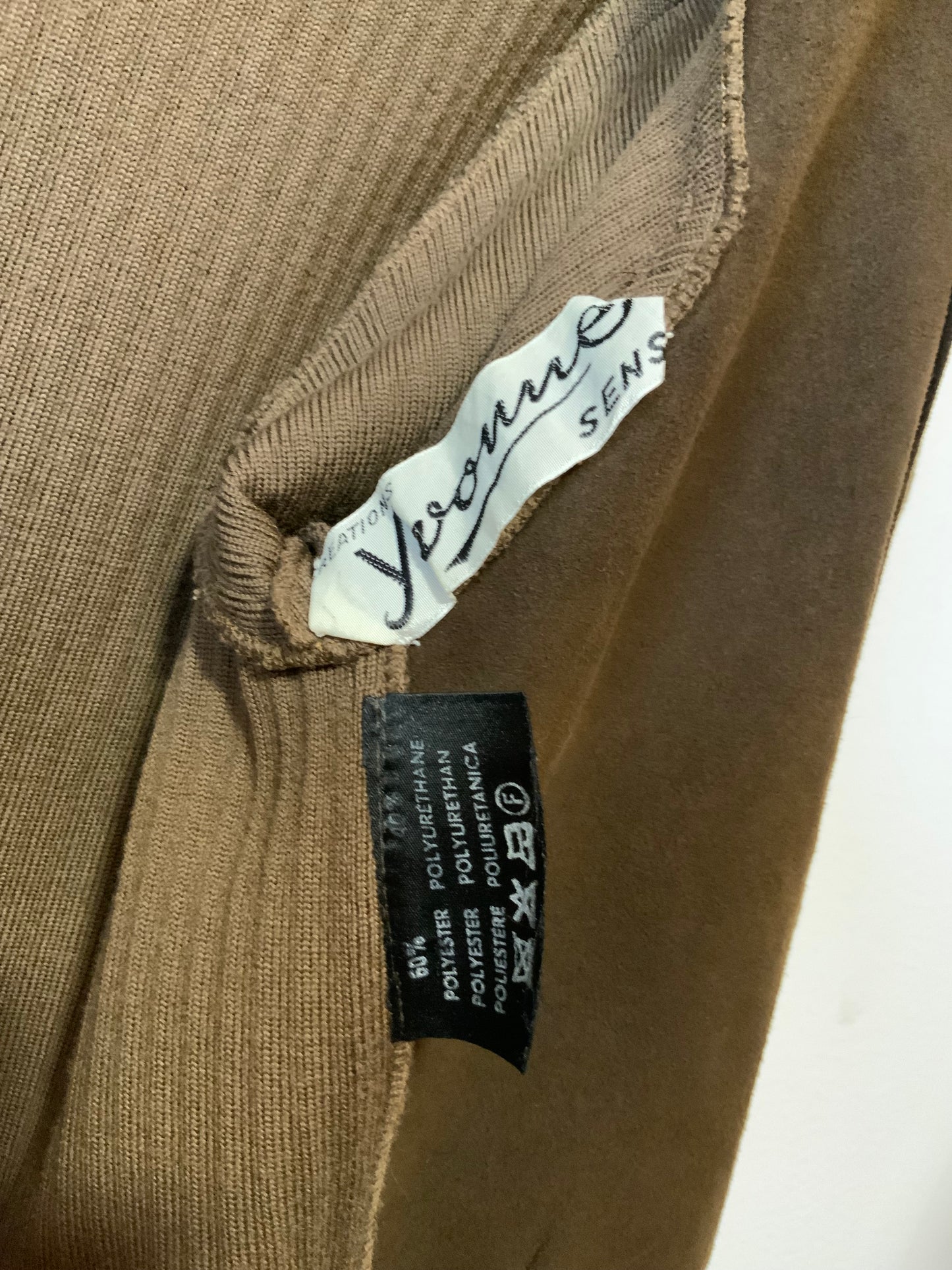 Sublime Blouson Façon Daim Vintage de F Desarbre France Haut de Gamme Paris France