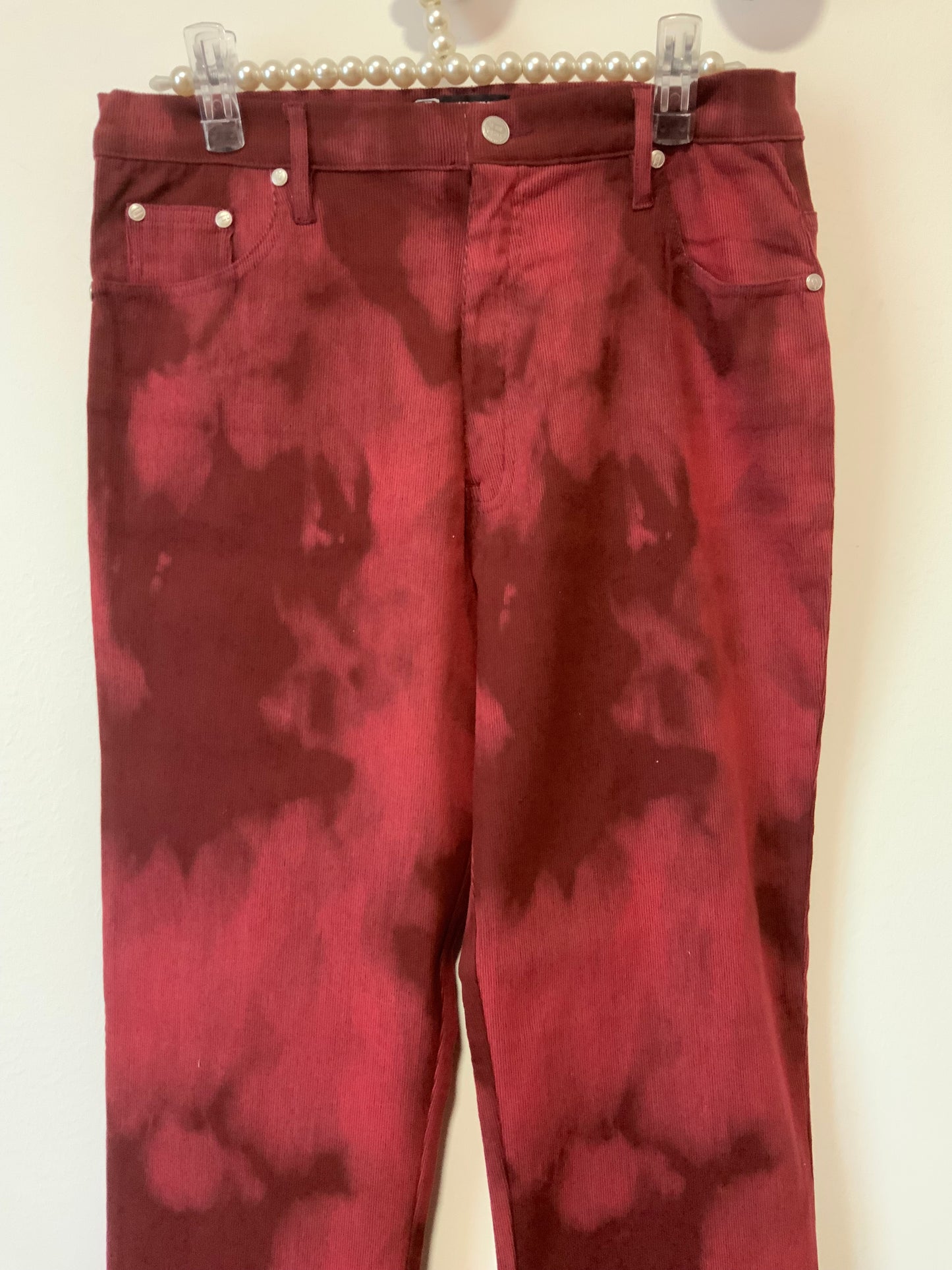 Pantalon velours côtelé motifs tie and die Rouge Vintage Neuf