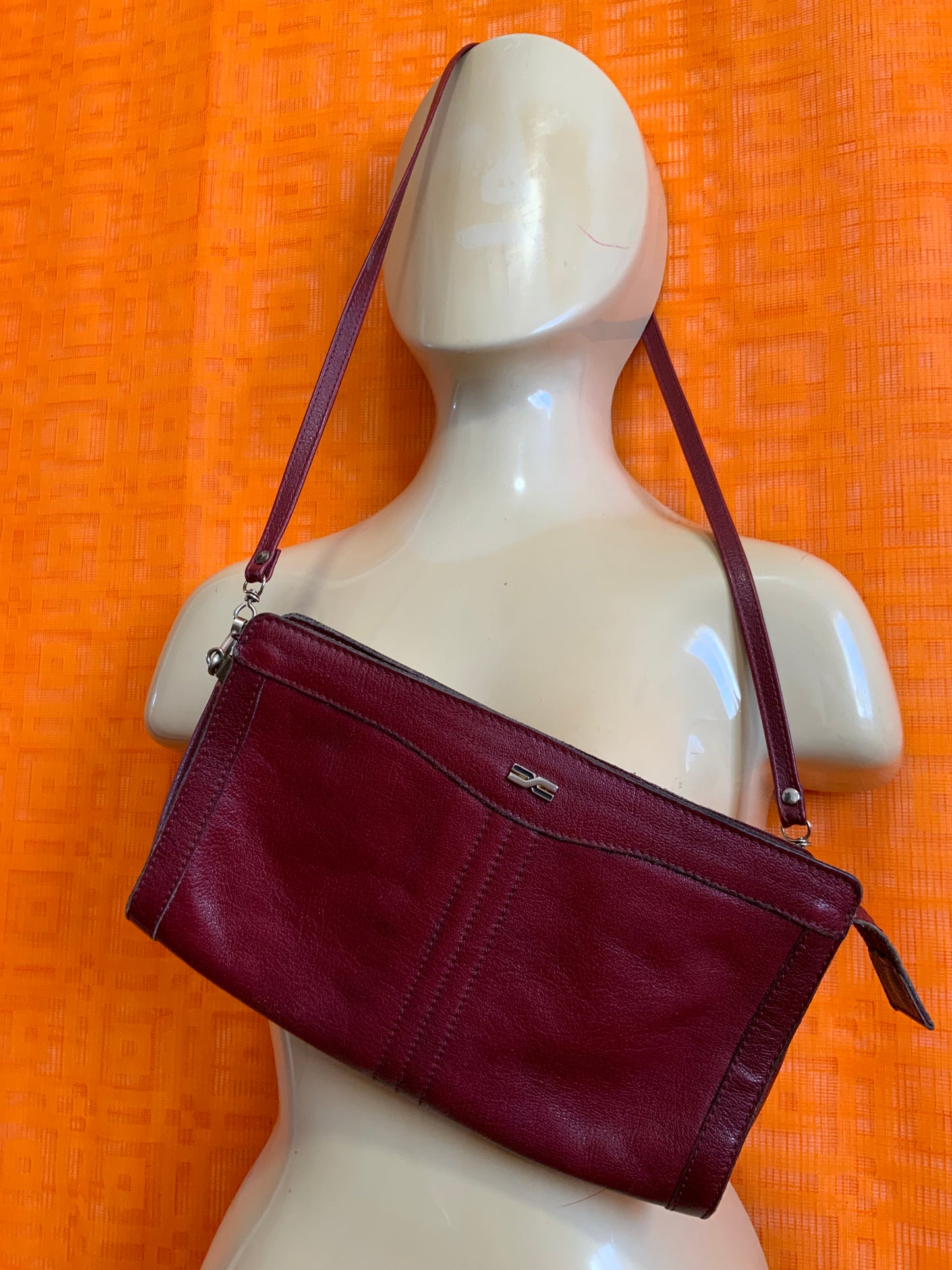 Sac à main stylé Cuir bordeaux Vintage 1970
