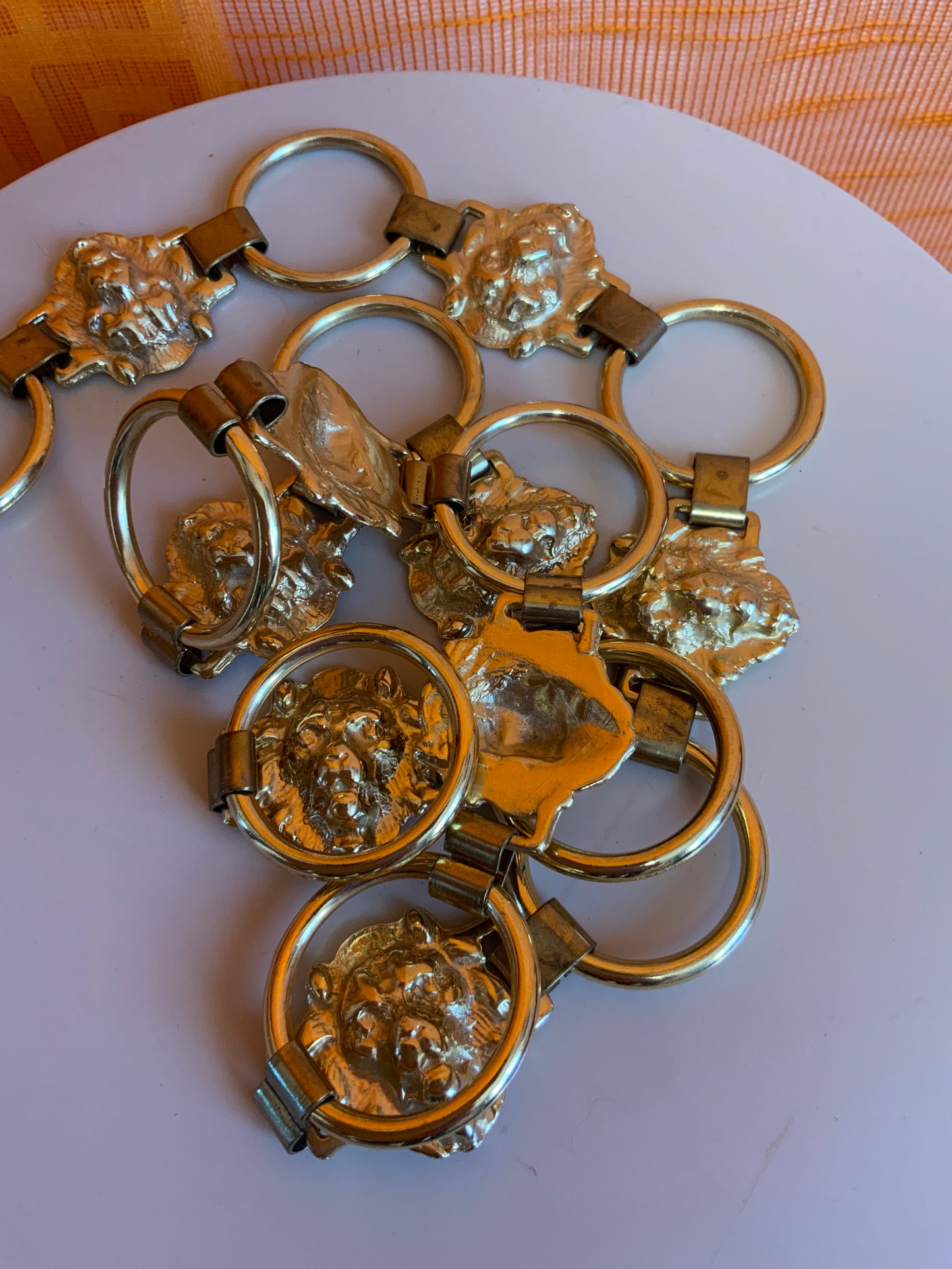Ceinture chaîne Métal doré à têtes de lions Vintage 1990 Élégance