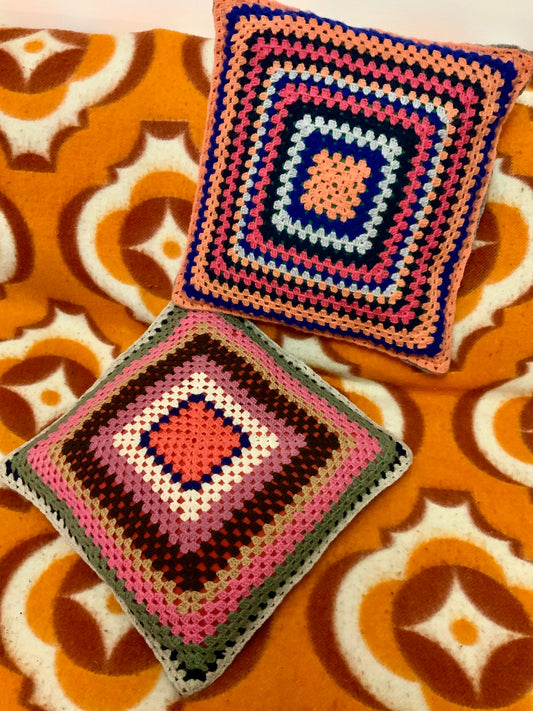 2 coussins au crochet Vintage Décoration
